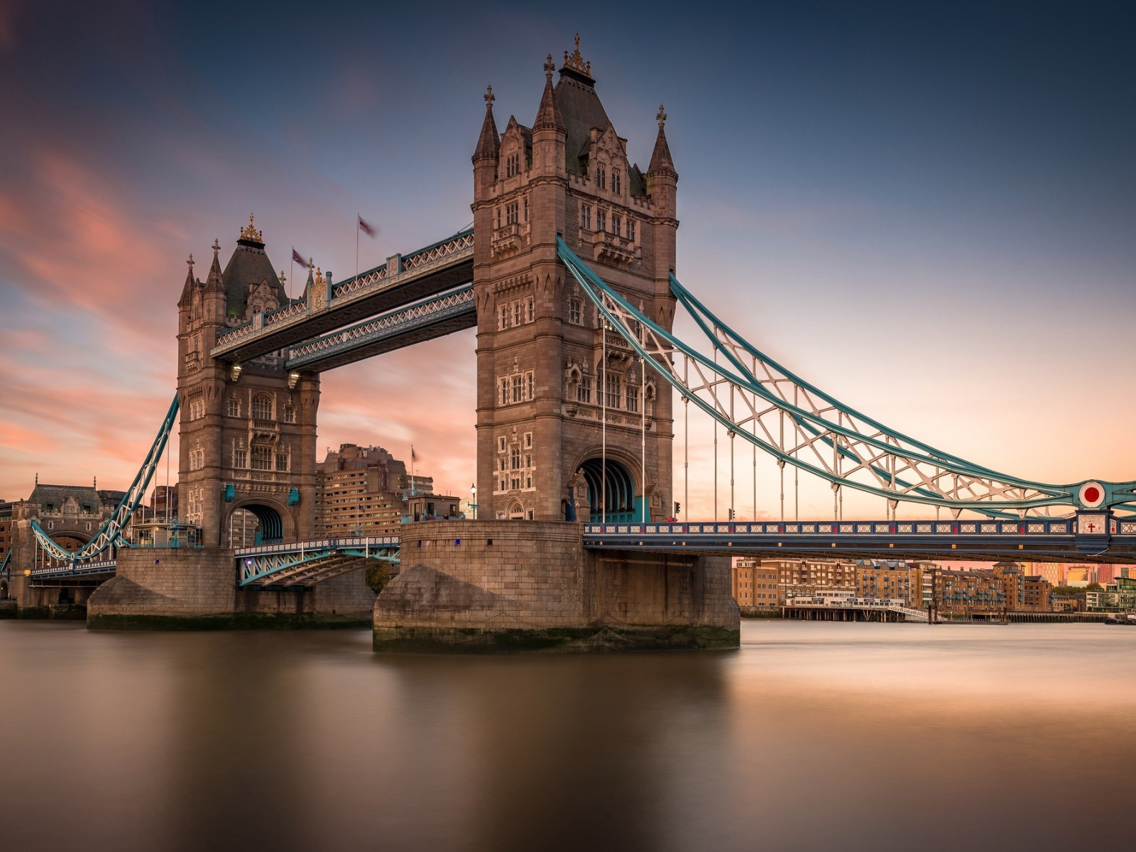 Download wallpaper London, UK, Tower Bridge London, section city in  resolution 1600x1200