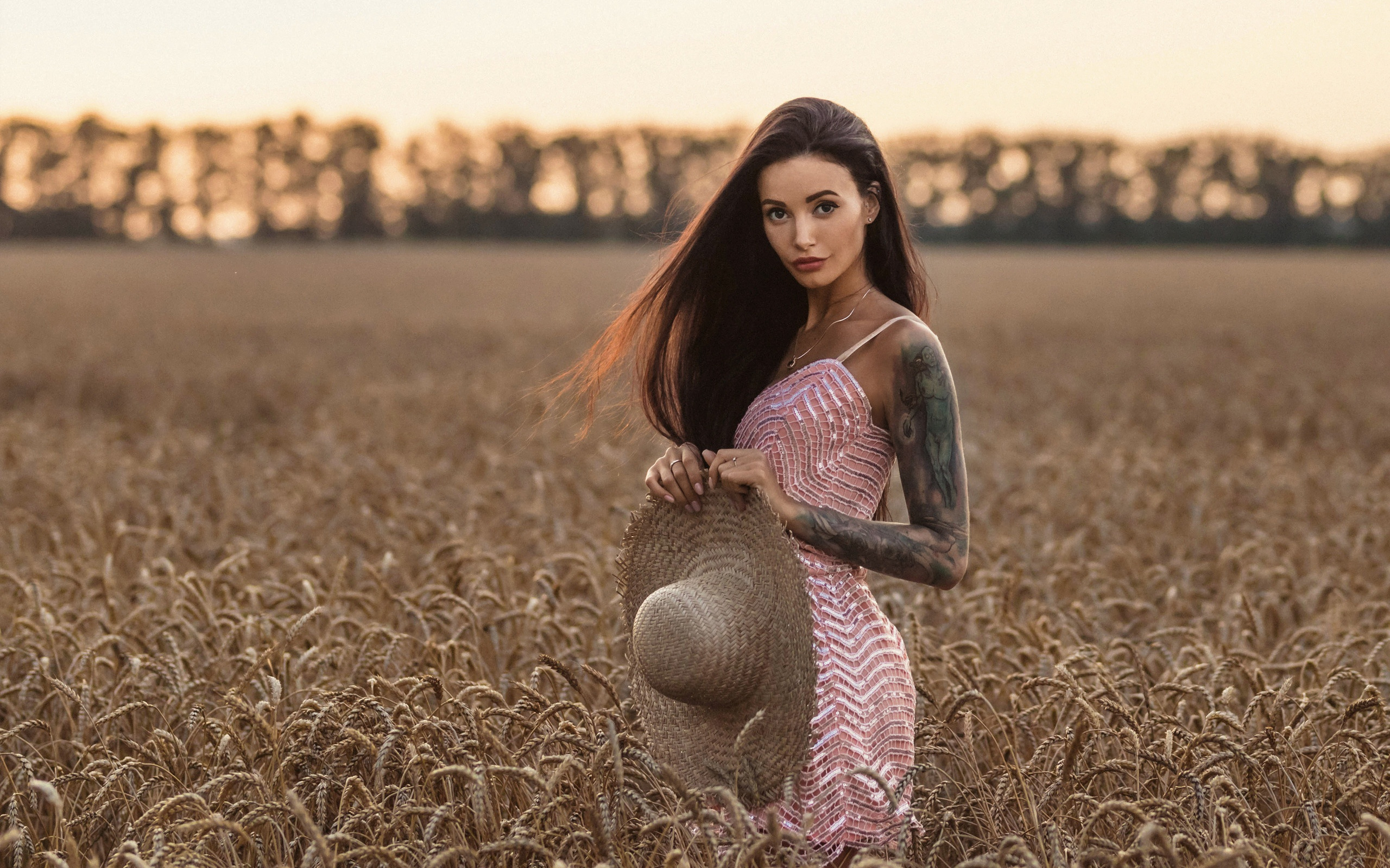 Download wallpaper wheat, chest, girl, model, hat, tattoo, L