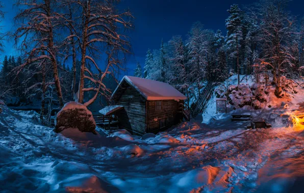 Picture winter, forest, snow, trees, night, hut, hut, the fire, Finland, Finland, Myllykoski, Мюллюкоски