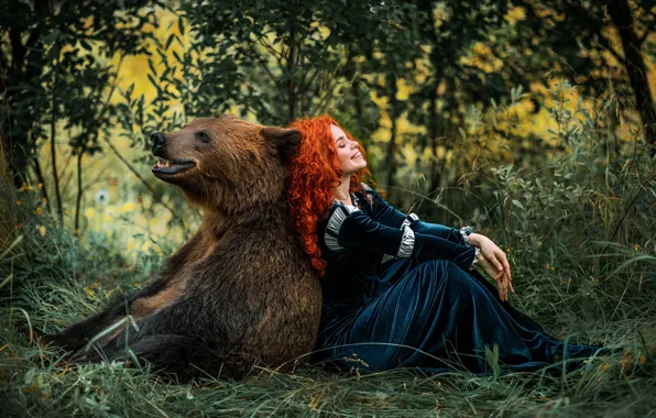 Picture girl, pose, smile, dress, bear, red, friends, curls, redhead, Александра Савенкова, Лолита Сахарова