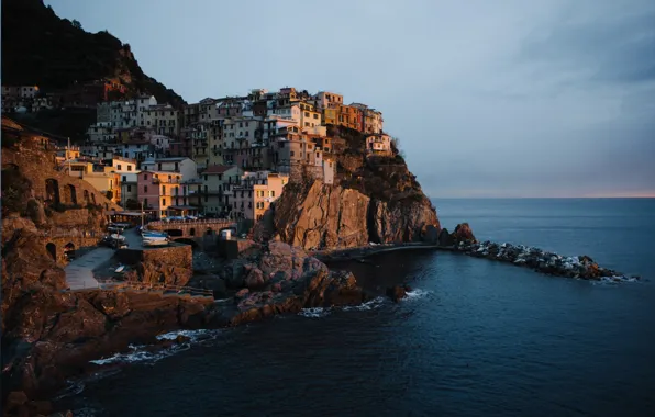 Picture sea, rocks, Italy
