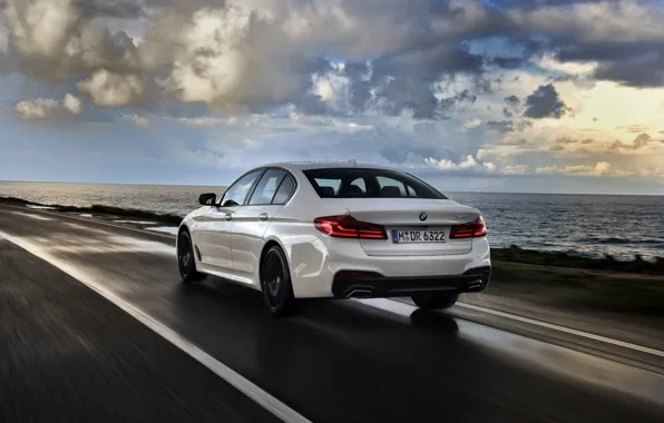 Picture white, BMW, sedan, rear view, dampness, 540i, 5, four-door, 2017, 5-series, G30