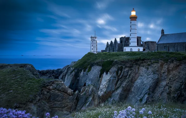 Picture sea, light, landscape, sunset, house, rocks, shore, France, lighthouse, Brittany, Pointe Saint Mathieu