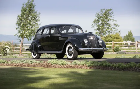 Picture retro, Imperial, Chrysler, 1936, Airflow