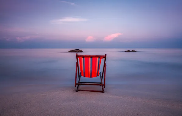 Picture sand, water, clouds, sunset, the ocean, stay, shore, chair, chaise
