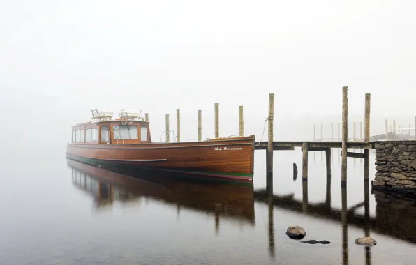 Picture fog, ship, pierce