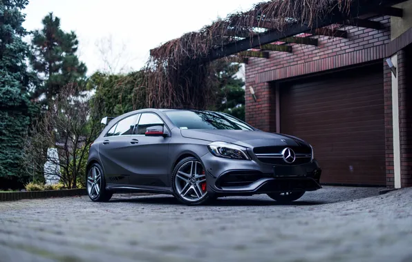 Picture Mercedes, AMG, a45