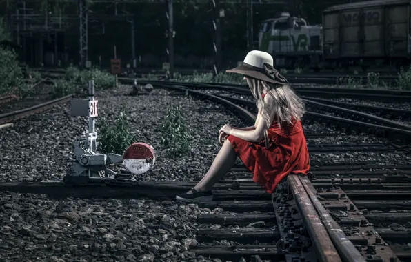 Picture girl, night, railroad