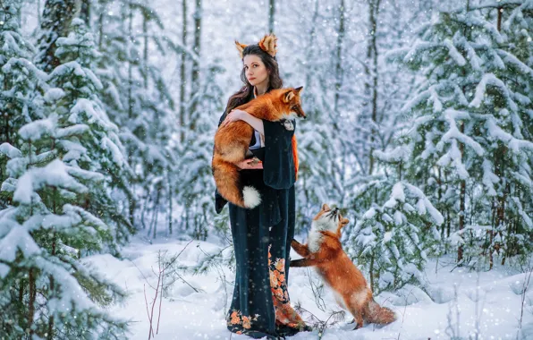 Picture winter, forest, girl, snow, pose, kimono, Veronica, ears, Ryrie, two foxes, Александра Савенкова