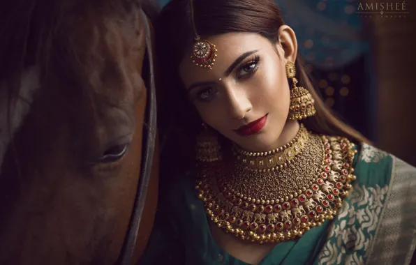 Picture look, girl, face, style, horse, horse, makeup, jewelry, Amisheé