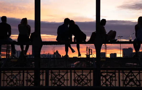 Picture bridge, the city, people, girls, mood, the evening, guys, silhouettes, youth