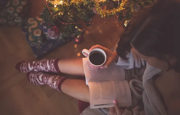Picture girl, heat, mood, tree, coffee, lights, New Year, Christmas, Cup, book, cozy, socks