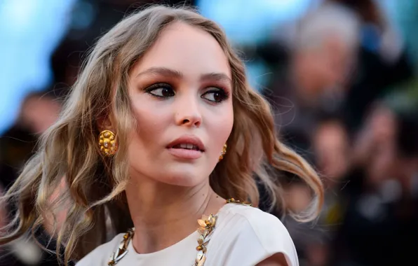Picture look, pose, model, makeup, actress, Lily-Rose Depp, Lily-Rose Depp