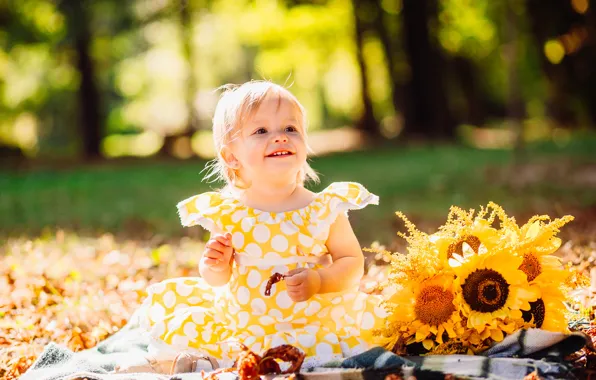 Picture sunflowers, child, girl, baby