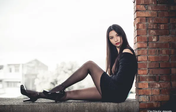Picture feet, dress, brunette, shoes, tights, Asian, sitting