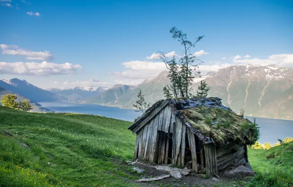 Picture landscape, ruins, abandoned, hut