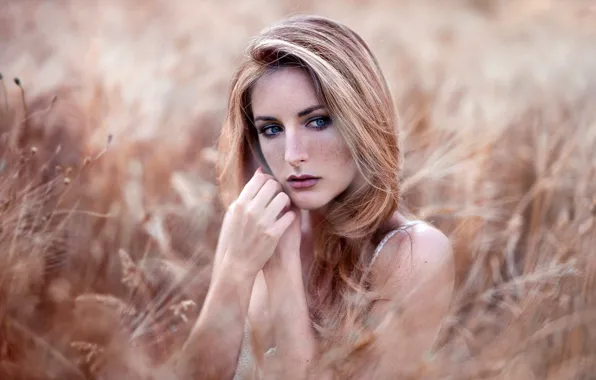 Picture field, grass, nature, model, portrait, makeup, hairstyle, freckles, beautiful, redhead, bokeh, Simone Arati