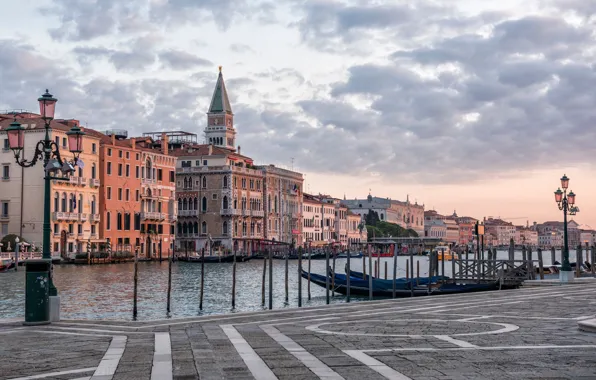Picture the city, home, boats, lights, Italy, Venice, promenade, The Grand canal