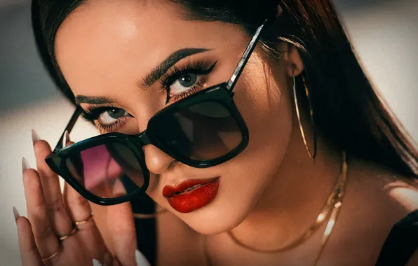 Picture eyes, singer, look, celebrity, Becky G, pop star, sunglases