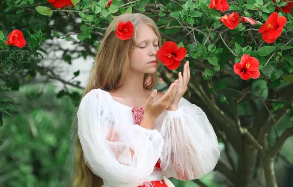 Picture girl, flowers, nature, Bush, dress, hibiscus, Rus, Irina Golubyatnikova