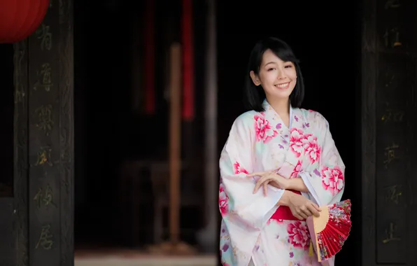 Picture girl, smile, fan, kimono, Asian, bokeh