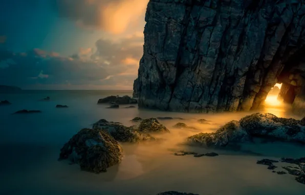 Picture rock, dawn, Scotland, arch, Isle of Skye