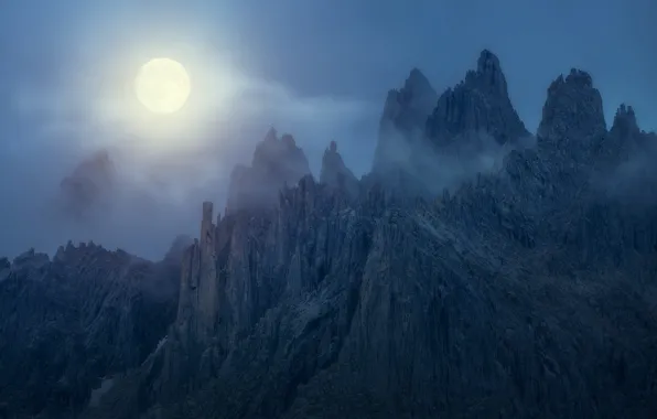 Picture light, mountains, night, fog, the moon, tops