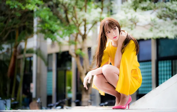 Picture girl, Asian, cutie, in yellow, bokeh