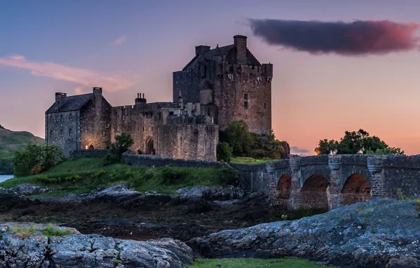 Picture the sky, clouds, sunset, bridge, castle, Scotland, architecture, the Eilean Donan castle