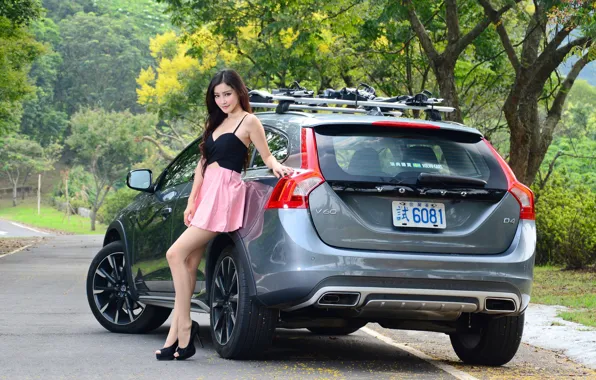 Picture auto, look, Girls, Asian, beautiful girl, Volvo V60, posing on the car