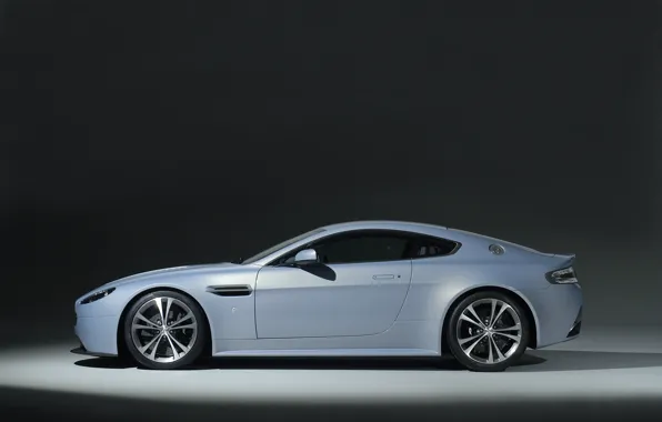 Picture Aston Martin, Machine, Background, Lights, Drives, V12, Wheel, Sport Car, Side View, VantageRS