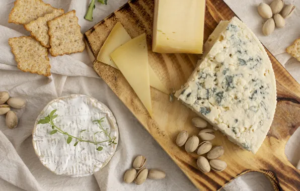 Picture cheese, nuts, pistachios, Dor blue, Cheese, prunes, cheese, Dorblu, noble cheese
