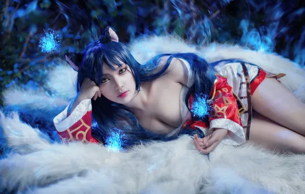 Picture look, girl, the game, Fox, game, big Breasts, cosplay, League of Legends, Ahri, LOL, League …