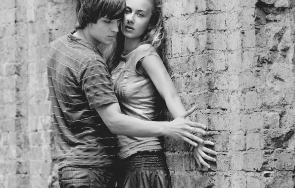 Picture love, wall, passion, touch, the girl and the guy, black and white, телячьи нежности