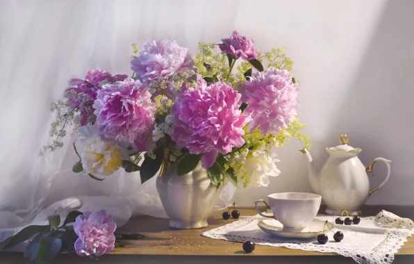 Picture flowers, berries, bouquet, kettle, Cup, fabric, vase, still life, cherry, napkin, peonies, Valentina Fencing