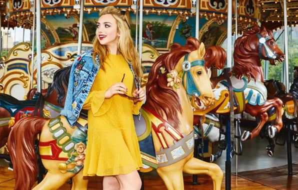 Picture look, girl, smile, makeup, dress, blonde, lips, beauty, the carousel, Peyton List