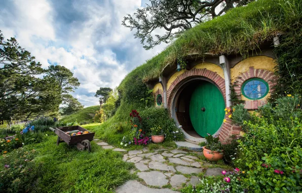 Picture flowers, Nora, door, New Zealand, The Lord of the rings, truck, Hobbiton