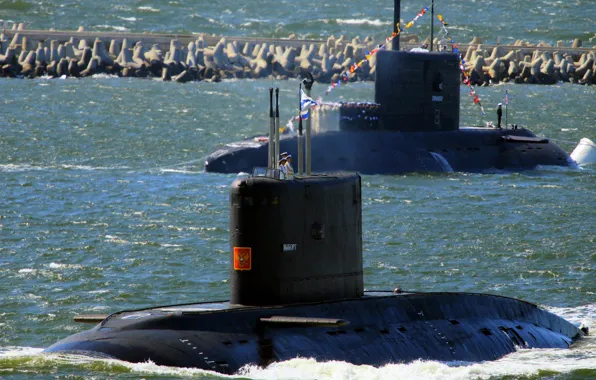 Picture submarines, Vyborg, Stary Oskol