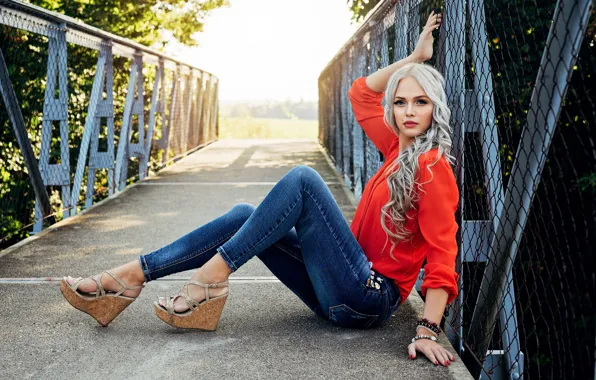 Picture look, girl, bridge, pose, photo, hair, jeans, blouse, red, Ati Szabо