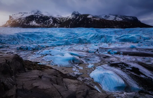 Picture ice, winter, mountains, stones, blue, shore, tops, ice, glacier, ice, haze, twilight, Iceland