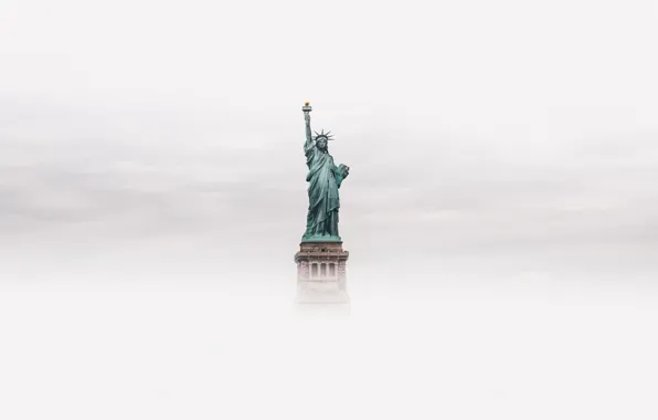 Picture fog, New York, USA, The Statue Of Liberty