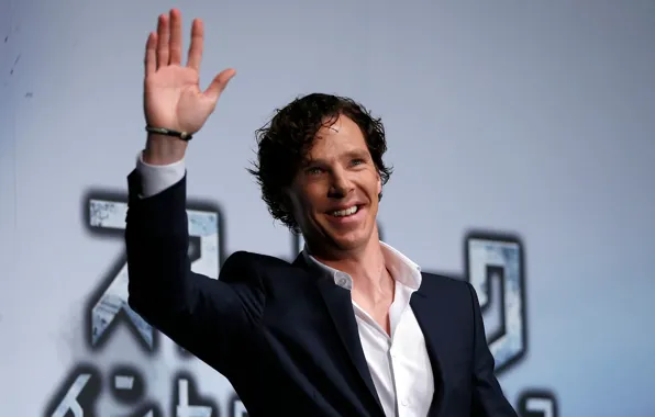 Picture smile, hand, smiling, Benedict Cumberbatch, Benedict Cumberbatch, British actor, waving