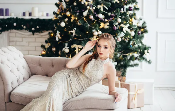 Picture look, pose, holiday, beautiful girl, Nega, holiday, look, beautiful girl, pose, christmas tree, evening dress, …