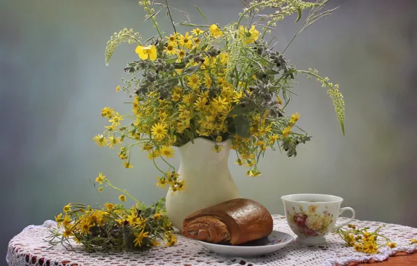 Picture flowers, tea, bouquet, Cup, bun