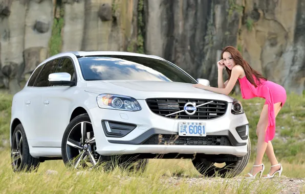 Picture auto, look, Girls, Asian, beautiful girl, Volvo XC60, posing on the car