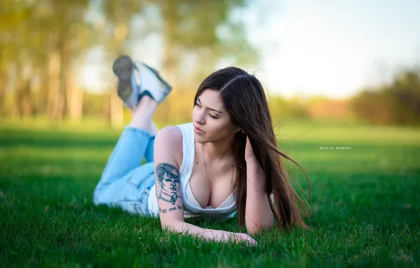 Picture greens, trees, nature, sexy, pose, glade, model, sneakers, jeans, makeup, Mike, piercing, tattoo, hairstyle, lies, …