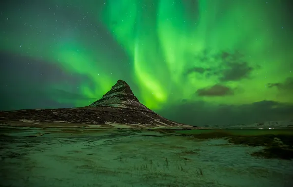 Picture mountain, Northern lights, Iceland