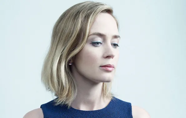 Picture look, girl, pose, actress, Emily Blunt, Emily Blunt, hair