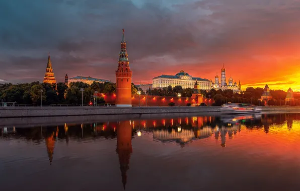 Picture the city, river, building, the evening, lighting, Moscow, tower, temple, The Kremlin, Anastasia Of Manurewa