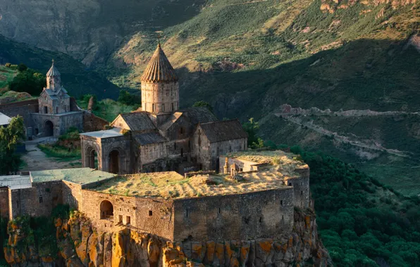 Picture mountains, Armenia, Tatev monastery